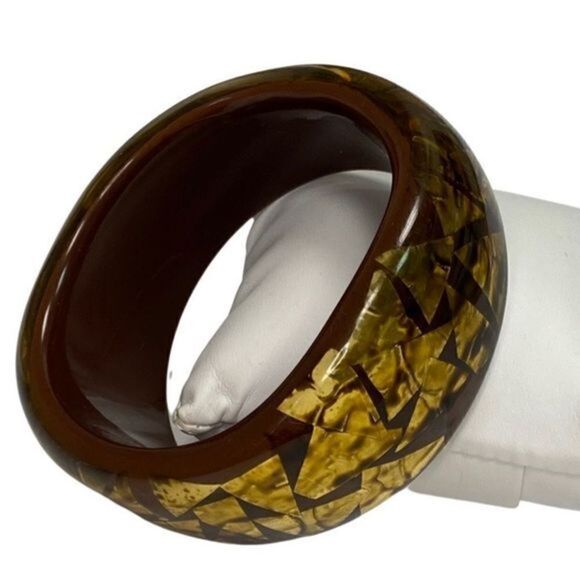 Vintage Chunky Lucite Bangle Bracelet Chocolate Brown w/Embedded Gold‎ Confetti - Picture 4 of 10